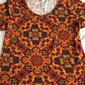 NWT LuLaRoe Small Classic T